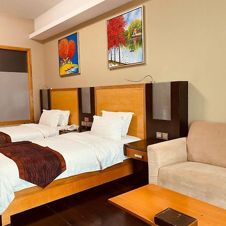 Meritz Hotel Miri Eksteriør bilde