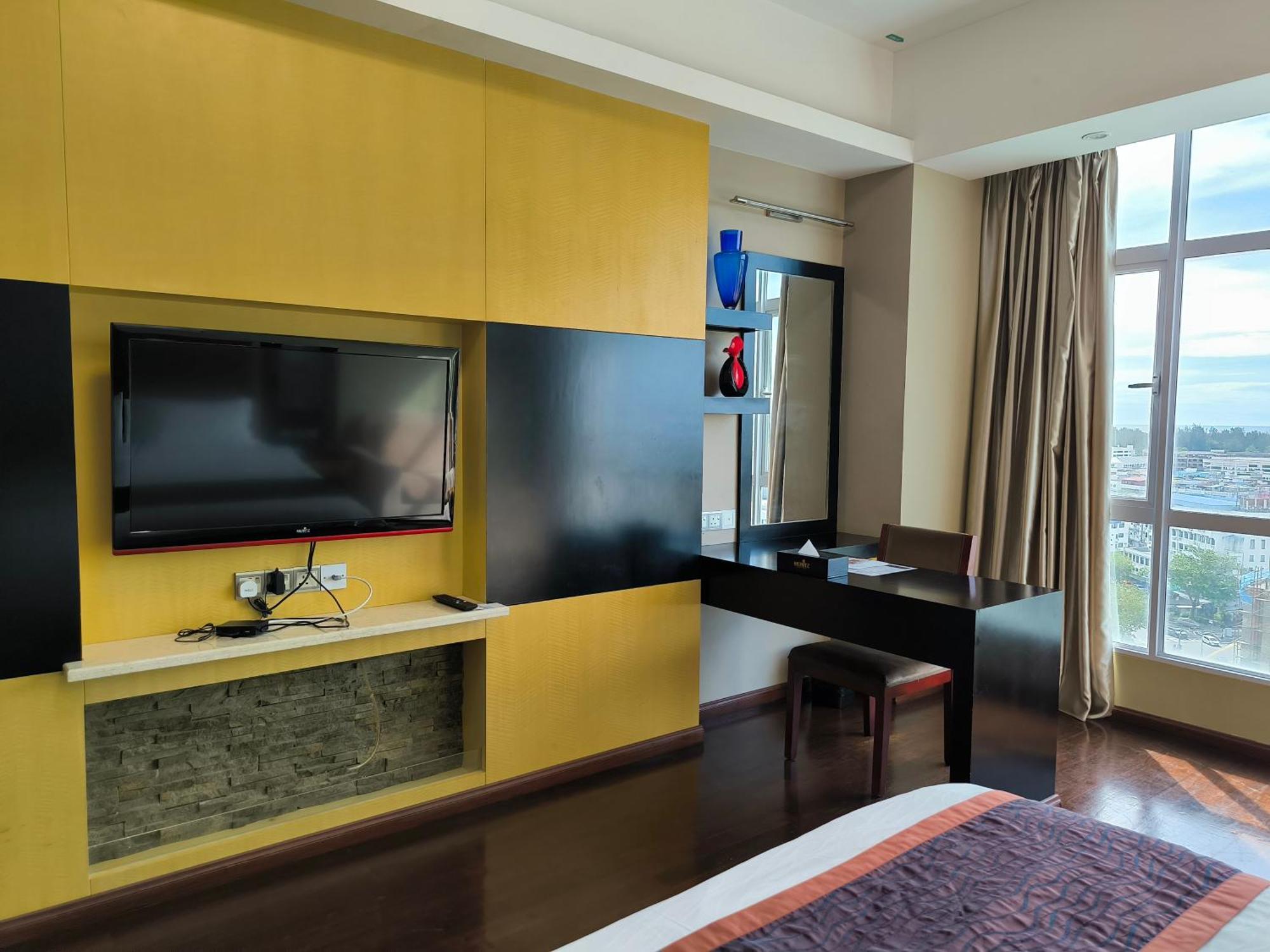 Meritz Hotel Miri Eksteriør bilde