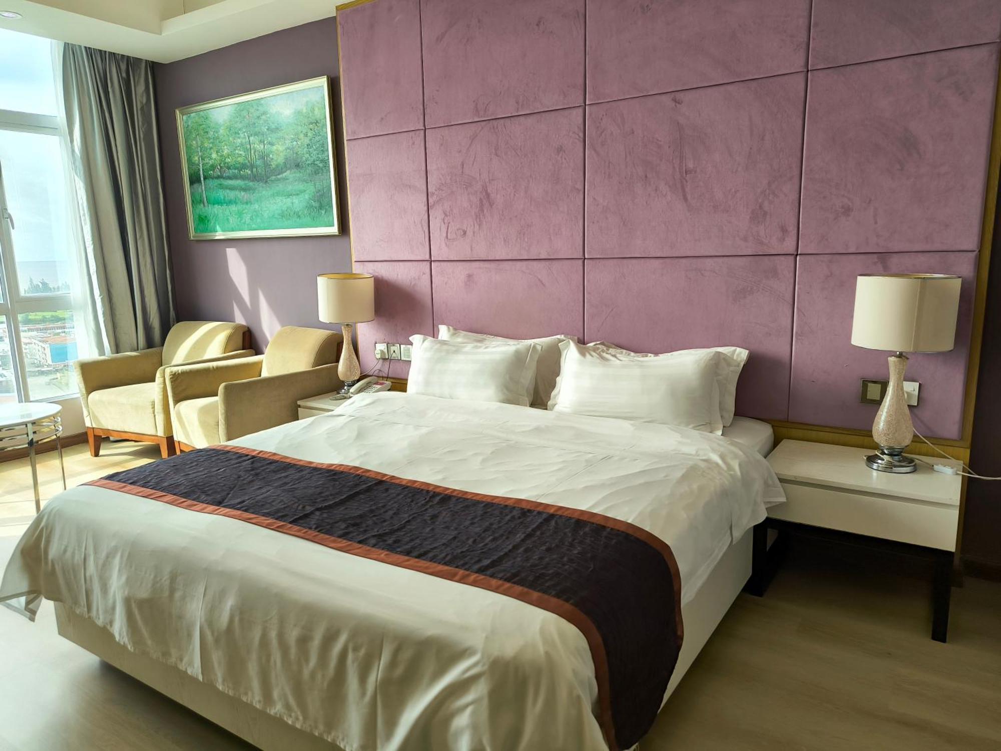 Meritz Hotel Miri Eksteriør bilde