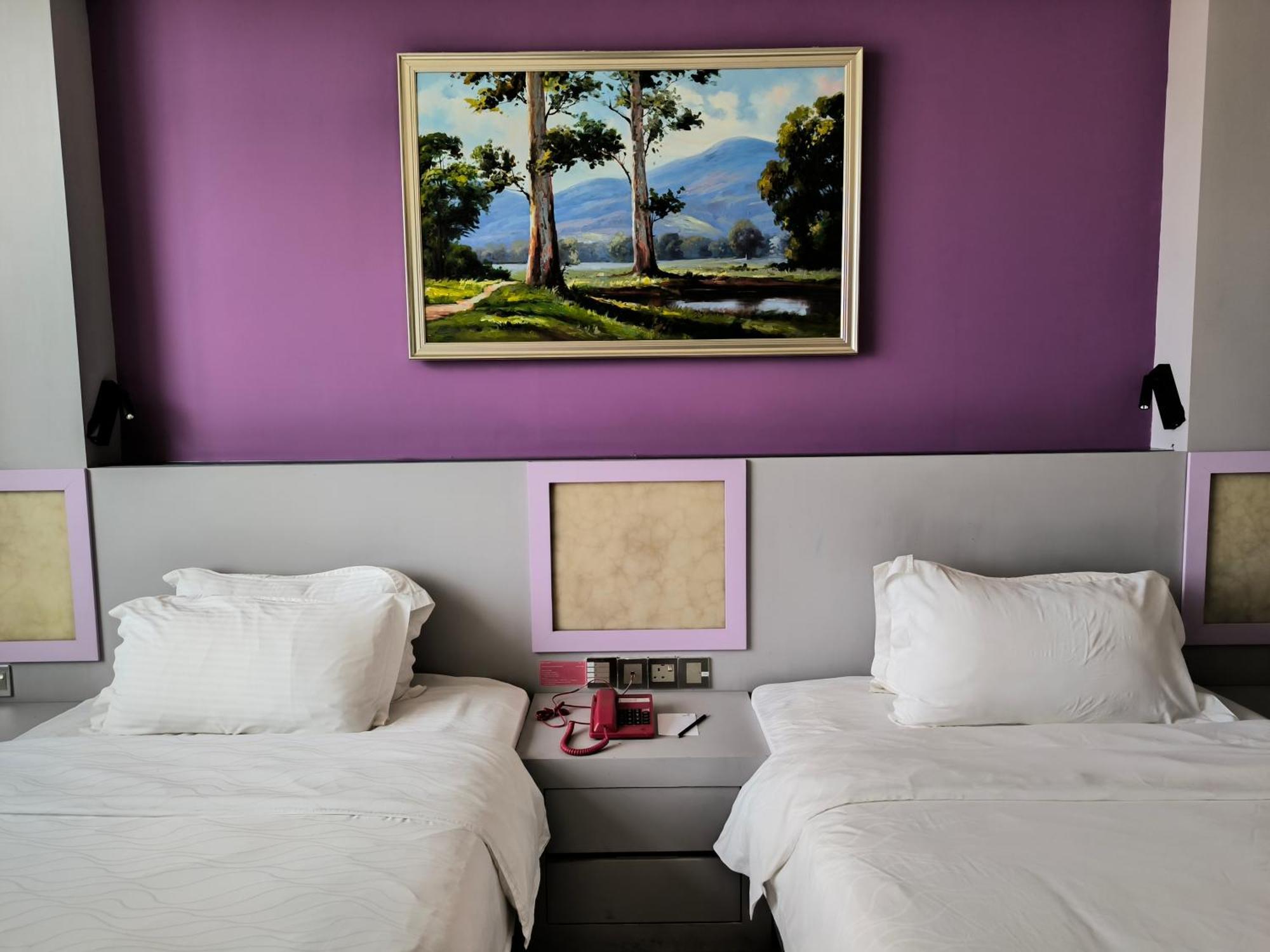 Meritz Hotel Miri Eksteriør bilde