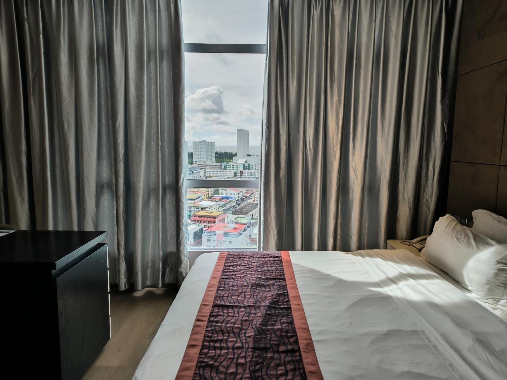 Meritz Hotel Miri Eksteriør bilde