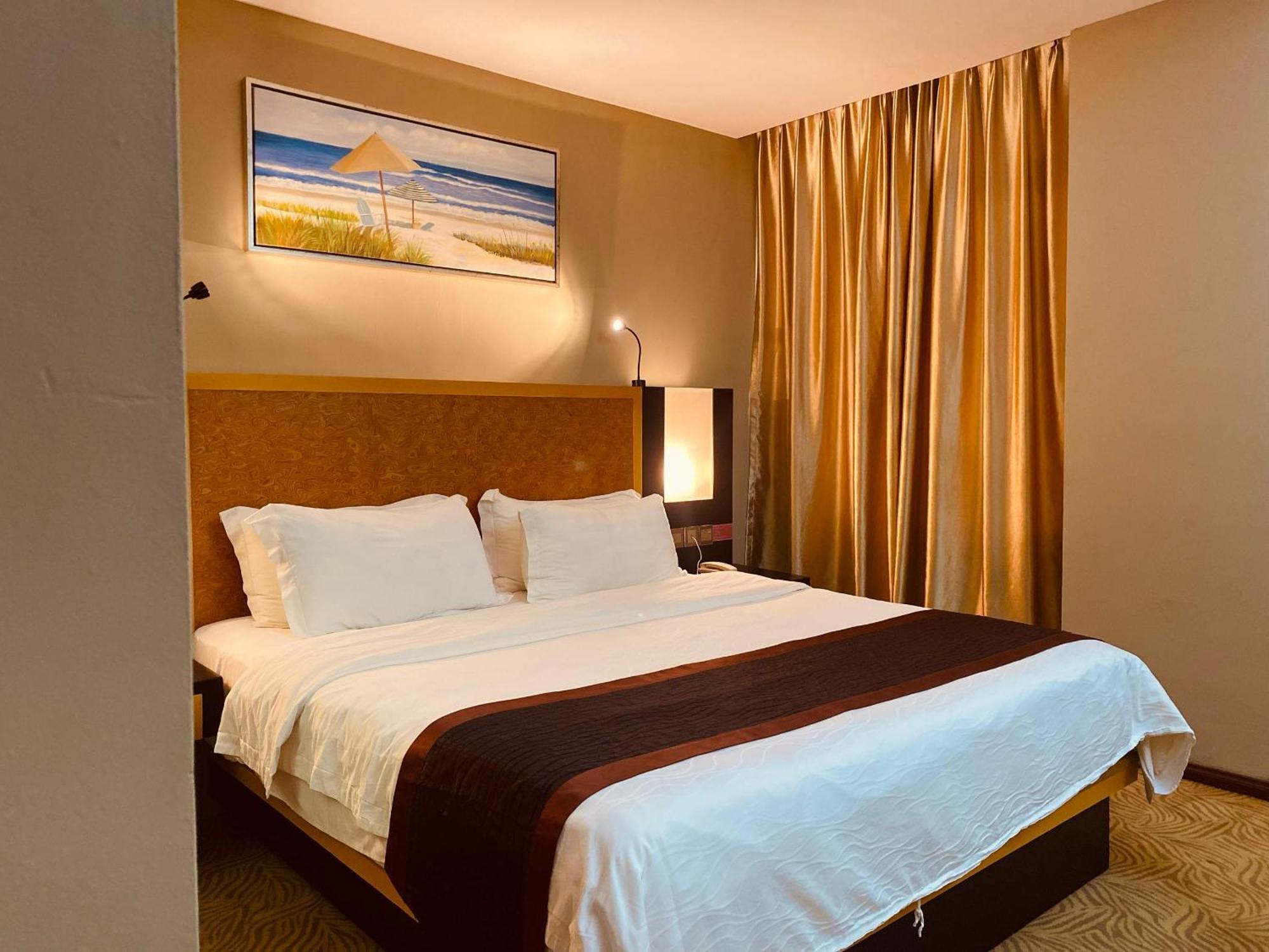 Meritz Hotel Miri Eksteriør bilde